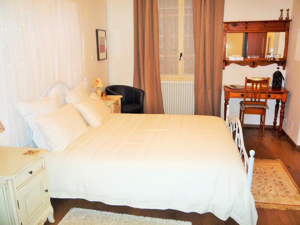 Chez Edell Bed and Breakfast Monpazier Δωμάτιο φωτογραφία
