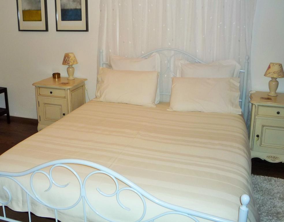Chez Edell Bed and Breakfast Monpazier Δωμάτιο φωτογραφία