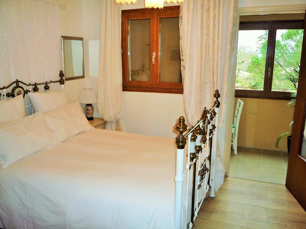 Chez Edell Bed and Breakfast Monpazier Δωμάτιο φωτογραφία